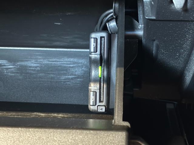 ８６ ＧＴリミテッド　後期型／禁煙車／ＴＲＤフルエアロ／リアウィング／ＴＲＤスポーツマフラー／ｂｒｅｍｂｏ製ブレーキセット／１０本スポークＡＷ／ＢＬＩＴＺエアクリーナー／ＥＴＣ２．０／純正ナビ／バックカメラ／シートヒーター（17枚目）