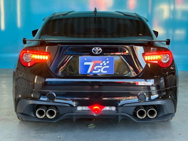 ８６ ＧＴリミテッド　後期型／禁煙車／ＴＲＤフルエアロ／リアウィング／ＴＲＤスポーツマフラー／ｂｒｅｍｂｏ製ブレーキセット／１０本スポークＡＷ／ＢＬＩＴＺエアクリーナー／ＥＴＣ２．０／純正ナビ／バックカメラ／シートヒーター（23枚目）