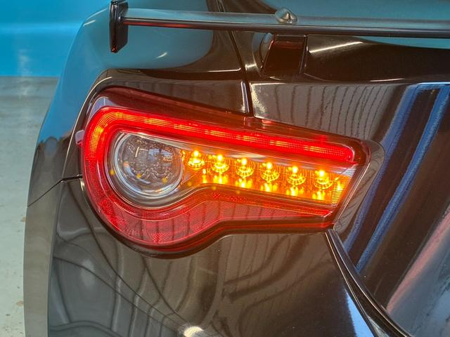 ８６ ＧＴリミテッド　後期型／禁煙車／ＴＲＤフルエアロ／リアウィング／ＴＲＤスポーツマフラー／ｂｒｅｍｂｏ製ブレーキセット／１０本スポークＡＷ／ＢＬＩＴＺエアクリーナー／ＥＴＣ２．０／純正ナビ／バックカメラ／シートヒーター（40枚目）