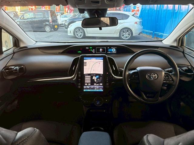 プリウスＰＨＶ Ａユーティリティプラス　モデリスタエアロ／急速インレット／充電ケーブル有／１１．６インチナビ／フルセグ／バックカメラ／禁煙車／ＥＴＣ２．０／シートヒーター／ハンドルヒーター／トヨタセーフティセンス／レーダークルーズ（6枚目）