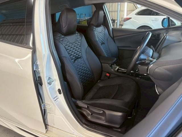 プリウスＰＨＶ Ａユーティリティプラス　モデリスタエアロ／急速インレット／充電ケーブル有／１１．６インチナビ／フルセグ／バックカメラ／禁煙車／ＥＴＣ２．０／シートヒーター／ハンドルヒーター／トヨタセーフティセンス／レーダークルーズ（7枚目）