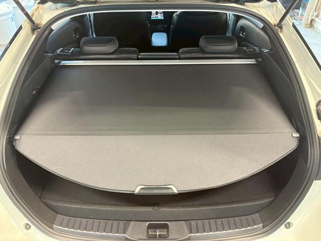 プリウスＰＨＶ Ａユーティリティプラス　モデリスタエアロ／急速インレット／充電ケーブル有／１１．６インチナビ／フルセグ／バックカメラ／禁煙車／ＥＴＣ２．０／シートヒーター／ハンドルヒーター／トヨタセーフティセンス／レーダークルーズ（30枚目）