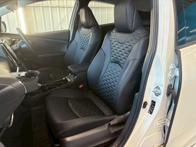 プリウスＰＨＶ Ａユーティリティプラス　モデリスタエアロ／急速インレット／充電ケーブル有／１１．６インチナビ／フルセグ／バックカメラ／禁煙車／ＥＴＣ２．０／シートヒーター／ハンドルヒーター／トヨタセーフティセンス／レーダークルーズ（41枚目）