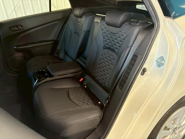プリウスＰＨＶ Ａユーティリティプラス　モデリスタエアロ／急速インレット／充電ケーブル有／１１．６インチナビ／フルセグ／バックカメラ／禁煙車／ＥＴＣ２．０／シートヒーター／ハンドルヒーター／トヨタセーフティセンス／レーダークルーズ（43枚目）