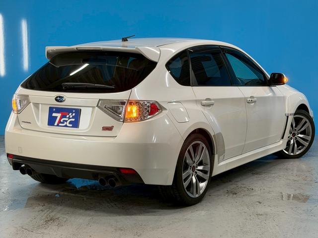 インプレッサ ＷＲＸ　ＳＴＩ　Ａライン　リアスポイラー／メモリーナビ／Ｂｌｕｅｔｏｏｔｈ接続可／禁煙車／純正１８インチアルミ／ハーフレザーシート／クルーズコントロール／コムテックドライブレコーダー前後／パドルシフト（17枚目）