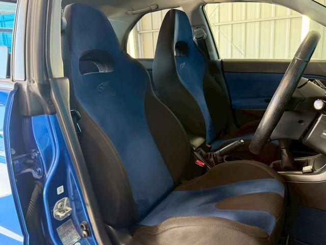インプレッサ ＷＲＸ　ＷＲ－リミテッド　２００５　限定車／タイミングベルト＆ウォーターポンプ９．５万ｋｍ時交換済み／ＳＴＩタワーバー／禁煙車／５ＭＴ車／アドバンレーシングＡＷ／ＥＴＣ／ＣＤ＆ＭＤ再生／電動格納ミラー（6枚目）
