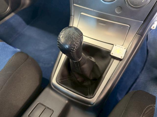 インプレッサ ＷＲＸ　ＷＲ－リミテッド　２００５　限定車／タイミングベルト＆ウォーターポンプ９．５万ｋｍ時交換済み／ＳＴＩタワーバー／禁煙車／５ＭＴ車／アドバンレーシングＡＷ／ＥＴＣ／ＣＤ＆ＭＤ再生／電動格納ミラー（9枚目）
