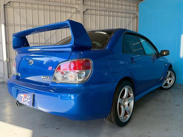インプレッサ ＷＲＸ　ＷＲ－リミテッド　２００５　限定車／タイミングベルト＆ウォーターポンプ９．５万ｋｍ時交換済み／ＳＴＩタワーバー／禁煙車／５ＭＴ車／アドバンレーシングＡＷ／ＥＴＣ／ＣＤ＆ＭＤ再生／電動格納ミラー（15枚目）