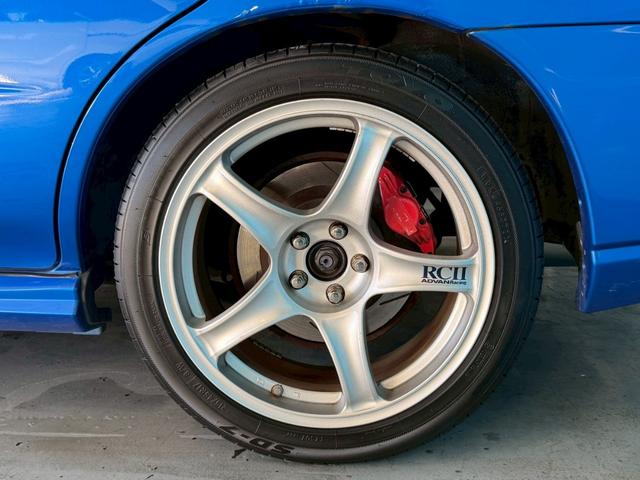 インプレッサ ＷＲＸ　ＷＲ－リミテッド　２００５　限定車／タイミングベルト＆ウォーターポンプ９．５万ｋｍ時交換済み／ＳＴＩタワーバー／禁煙車／５ＭＴ車／アドバンレーシングＡＷ／ＥＴＣ／ＣＤ＆ＭＤ再生／電動格納ミラー（29枚目）