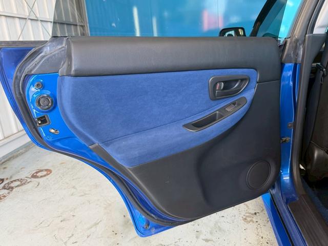 インプレッサ ＷＲＸ　ＷＲ－リミテッド　２００５　限定車／タイミングベルト＆ウォーターポンプ９．５万ｋｍ時交換済み／ＳＴＩタワーバー／禁煙車／５ＭＴ車／アドバンレーシングＡＷ／ＥＴＣ／ＣＤ＆ＭＤ再生／電動格納ミラー（45枚目）