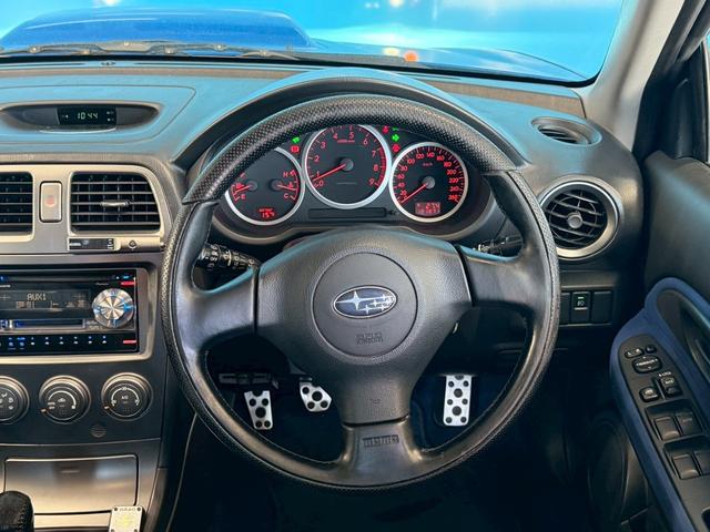 インプレッサ ＷＲＸ　ＷＲ－リミテッド　２００５　限定車／タイミングベルト＆ウォーターポンプ９．５万ｋｍ時交換済み／ＳＴＩタワーバー／禁煙車／５ＭＴ車／アドバンレーシングＡＷ／ＥＴＣ／ＣＤ＆ＭＤ再生／電動格納ミラー（50枚目）