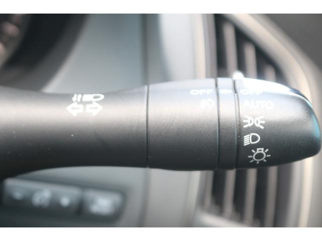 スカイライン ４００Ｒ　後期型／全周囲カメラ／ドラレコ／メモリーナビ／Ｂｌｕｅｔｏｏｔｈオーディオ／フルレザーシート／パワーシート／シートヒーター／エマージェンシーブレーキ／アダプティブクルーズ／フルセグ／レーンキープ／禁煙（47枚目）