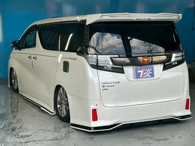 ヴェルファイア 2.5Z Aエディション ゴールデンアイズ 公認エアサス/OP:ツインムーンルーフ/オプションカラー/7人乗り/後席モニター/各純正パーツあり/禁煙車/両側パワースライド/社外エアロ/オットマン/純正ナビ/バックカメラ/100V電源/ETC(18枚目)