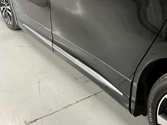 ヴェルファイア 2.5Z Gエディション 後期型/OP:デジタルインナーミラー/ブラインドスポット/モデリスタエアロ/禁煙車/ステアリングヒーター/両側パワースライド/純正10インチナビ/シートヒーター&エアコン/バックカメラ/フルセグTV(41枚目)