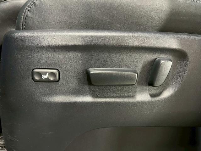 ヴェルファイア 2.5Z Gエディション 後期型/OP:デジタルインナーミラー/ブラインドスポット/モデリスタエアロ/禁煙車/ステアリングヒーター/両側パワースライド/純正10インチナビ/シートヒーター&エアコン/バックカメラ/フルセグTV(46枚目)