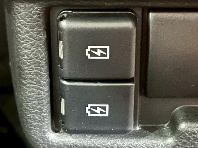 ワゴンRスマイル ハイブリッドX OP全方位モニター付メモリーナビ/2トーンルーフ/ワンオーナー/両側電動スライドドア/シートヒーター/禁煙車/衝突軽減ブレーキ/クリアランスソナー/フルセグ/ETC/ブルートゥース接続可/(33枚目)