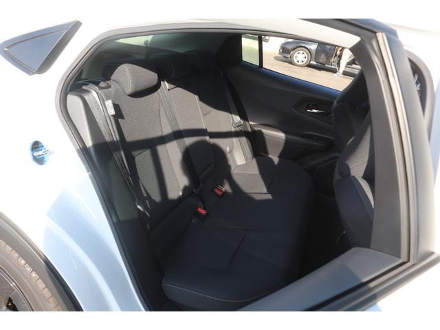 プリウス Ｕ　禁煙車／モデリスタエアロ（ＮＥＯ　ＡＤＶＡＮＣＥ　ＳＴＹＬＥ）／ブラインドスポットモニター／Ｐサポートブレーキ／上級ファブリックシート／シートヒーター／ディスプレイオーディオ／前後ドラレコ／寒冷地仕様（8枚目）