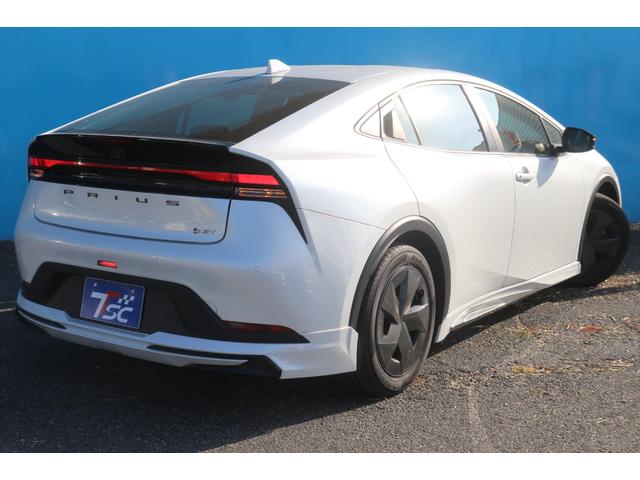 プリウス Ｕ　禁煙車／モデリスタエアロ（ＮＥＯ　ＡＤＶＡＮＣＥ　ＳＴＹＬＥ）／ブラインドスポットモニター／Ｐサポートブレーキ／上級ファブリックシート／シートヒーター／ディスプレイオーディオ／前後ドラレコ／寒冷地仕様（23枚目）