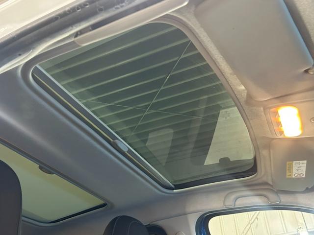 スマートフォーフォー ＢＲＡＢＵＳ　スポーツ　正規ディーラー輸入車／ムーンルーフ／ＪＢＬツイーター／パナソニック９インチフローティングナビ／バックカメラ／クルーズコントロール／ブラックレザーシート／シートヒーター／ドライブレコーダー／ＥＴＣ／（13枚目）