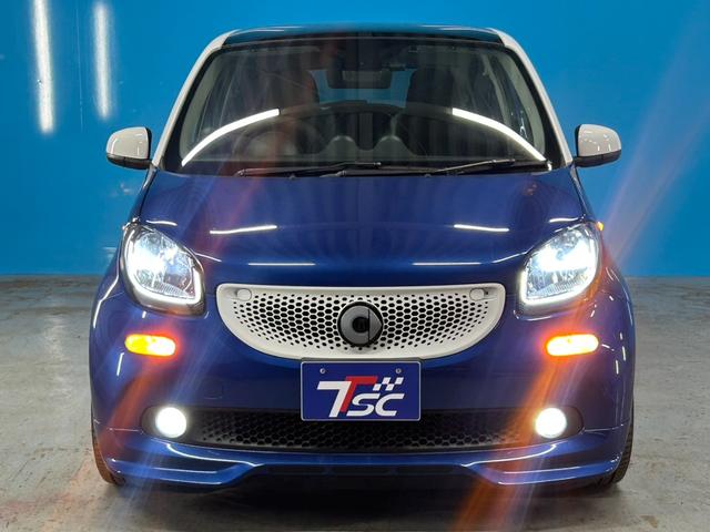 スマートフォーフォー ＢＲＡＢＵＳ　スポーツ　正規ディーラー輸入車／ムーンルーフ／ＪＢＬツイーター／パナソニック９インチフローティングナビ／バックカメラ／クルーズコントロール／ブラックレザーシート／シートヒーター／ドライブレコーダー／ＥＴＣ／（17枚目）