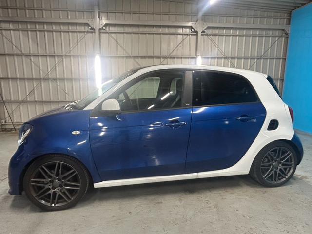 スマートフォーフォー ＢＲＡＢＵＳ　スポーツ　正規ディーラー輸入車／ムーンルーフ／ＪＢＬツイーター／パナソニック９インチフローティングナビ／バックカメラ／クルーズコントロール／ブラックレザーシート／シートヒーター／ドライブレコーダー／ＥＴＣ／（21枚目）