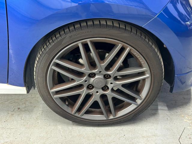 スマートフォーフォー ＢＲＡＢＵＳ　スポーツ　正規ディーラー輸入車／ムーンルーフ／ＪＢＬツイーター／パナソニック９インチフローティングナビ／バックカメラ／クルーズコントロール／ブラックレザーシート／シートヒーター／ドライブレコーダー／ＥＴＣ／（23枚目）