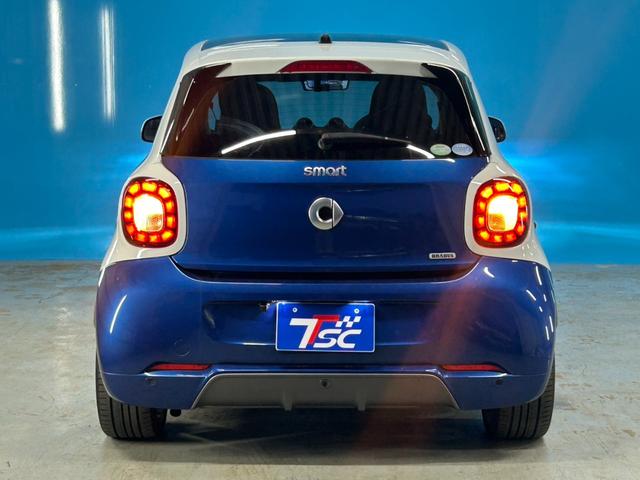 スマートフォーフォー ＢＲＡＢＵＳ　スポーツ　正規ディーラー輸入車／ムーンルーフ／ＪＢＬツイーター／パナソニック９インチフローティングナビ／バックカメラ／クルーズコントロール／ブラックレザーシート／シートヒーター／ドライブレコーダー／ＥＴＣ／（34枚目）