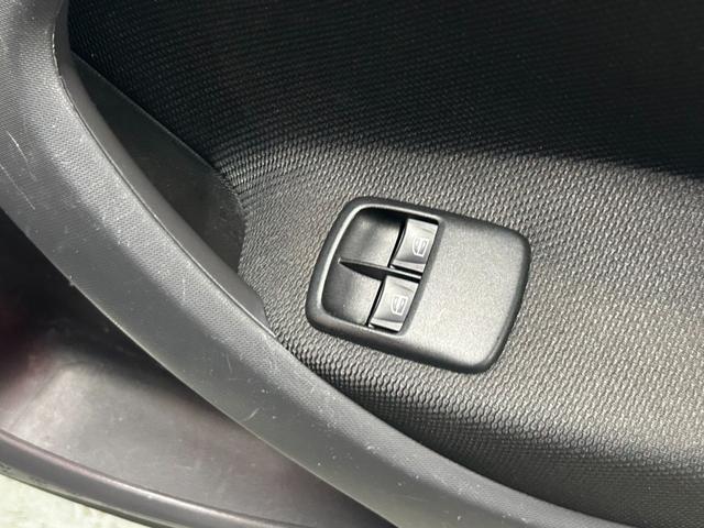 スマートフォーフォー ＢＲＡＢＵＳ　スポーツ　正規ディーラー輸入車／ムーンルーフ／ＪＢＬツイーター／パナソニック９インチフローティングナビ／バックカメラ／クルーズコントロール／ブラックレザーシート／シートヒーター／ドライブレコーダー／ＥＴＣ／（43枚目）