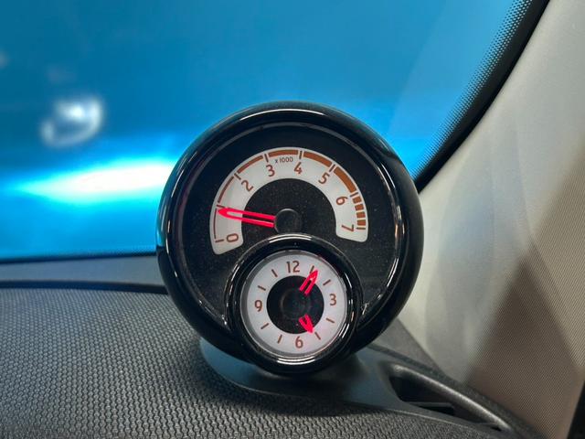 スマートフォーフォー ＢＲＡＢＵＳ　スポーツ　正規ディーラー輸入車／ムーンルーフ／ＪＢＬツイーター／パナソニック９インチフローティングナビ／バックカメラ／クルーズコントロール／ブラックレザーシート／シートヒーター／ドライブレコーダー／ＥＴＣ／（51枚目）