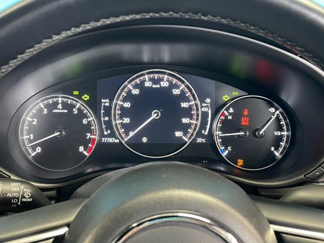 ＭＡＺＤＡ３ファストバック １５Ｓツーリング　ＯＰ：３６０度セーフティパッケージ／６速マニュアル／アクティブドライビングディスプレイ／８．８インチマツダコネクトナビ／フルセグＴＶ／レーダークルーズ／オートマチックハイビーム／プッシュスタート／（62枚目）