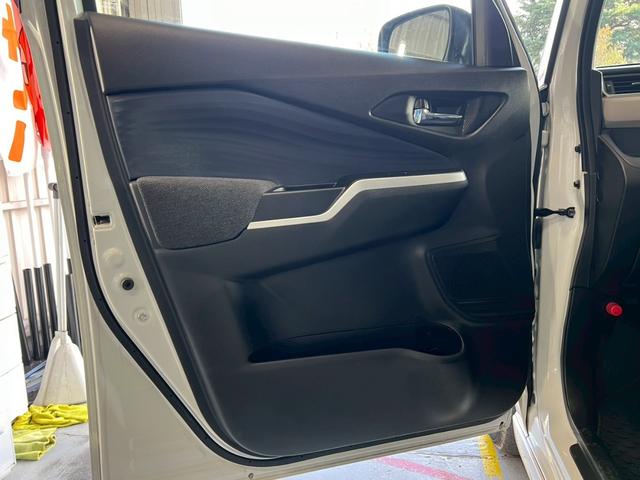 ソリオ ハイブリッドＭＺ　ＯＰ：全方位モニター付メモリーナビゲーション／デュアルカメラブレーキサポート／レーダークルーズコントロール／レーンキープアシスト／オートマチックハイビーム／シートヒーター／クリアランスソナー／ＥＴＣ／（54枚目）