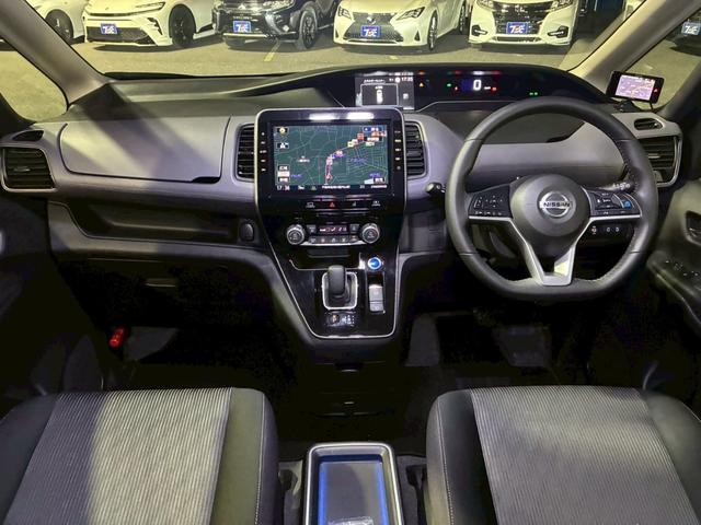 セレナ e-パワー ハイウェイスターV 後期/禁煙/セーフティパックA/プロパイロット/11型後席モニター/アラウンドビューモニター/両側電動スライド/アダプティブクルーズ/純正10型ナビ/Bluetooth/レーダー探知機/純正15アルミ(6枚目)