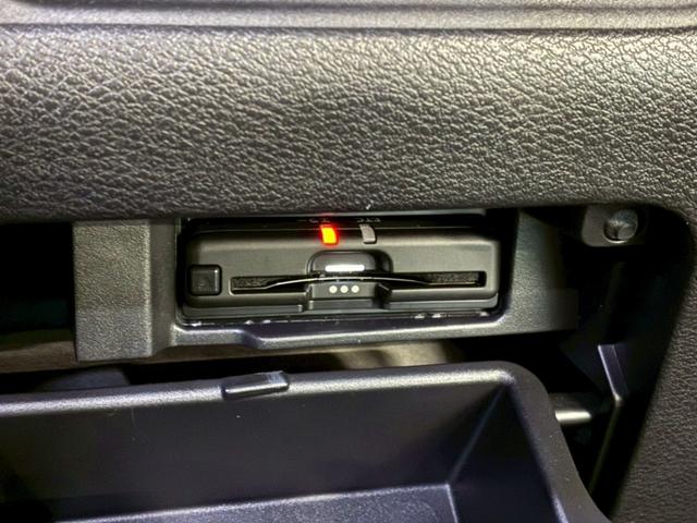 セレナ e-パワー ハイウェイスターV 後期/禁煙/セーフティパックA/プロパイロット/11型後席モニター/アラウンドビューモニター/両側電動スライド/アダプティブクルーズ/純正10型ナビ/Bluetooth/レーダー探知機/純正15アルミ(64枚目)