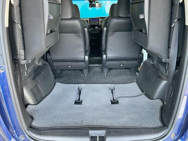 フリードハイブリッド ハイブリッド・ＥＸ　ＯＰ：１１インチ後席フリップダウンモニター／８インチ純正ナビ／ホンダセンシング／シートヒーター／レーダークルーズ／レーンキープアシスト／クリアランスソナー／ドライブレコーダー／ＬＥＤヘッド／ＥＴＣ／（41枚目）