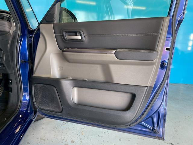 フリードハイブリッド ハイブリッド・ＥＸ　ＯＰ：１１インチ後席フリップダウンモニター／８インチ純正ナビ／ホンダセンシング／シートヒーター／レーダークルーズ／レーンキープアシスト／クリアランスソナー／ドライブレコーダー／ＬＥＤヘッド／ＥＴＣ／（43枚目）