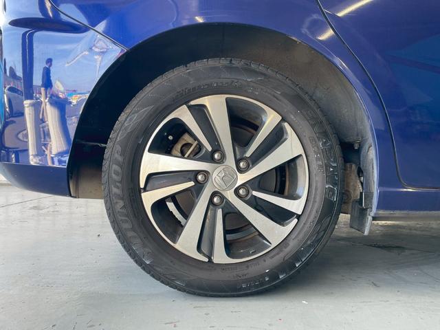 フリードハイブリッド ハイブリッド・ＥＸ　ＯＰ：１１インチ後席フリップダウンモニター／８インチ純正ナビ／ホンダセンシング／シートヒーター／レーダークルーズ／レーンキープアシスト／クリアランスソナー／ドライブレコーダー／ＬＥＤヘッド／ＥＴＣ／（49枚目）