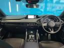 ＭＡＺＤＡ３ファストバック １５Ｓツーリング　ＯＰ：３６０度セーフティパッケージ／６速マニュアル／アクティブドライビングディスプレイ／８．８インチマツダコネクトナビ／フルセグＴＶ／レーダークルーズ／オートマチックハイビーム／プッシュスタート／（6枚目）