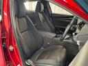 ＭＡＺＤＡ３ファストバック １５Ｓツーリング　ＯＰ：３６０度セーフティパッケージ／６速マニュアル／アクティブドライビングディスプレイ／８．８インチマツダコネクトナビ／フルセグＴＶ／レーダークルーズ／オートマチックハイビーム／プッシュスタート／（7枚目）