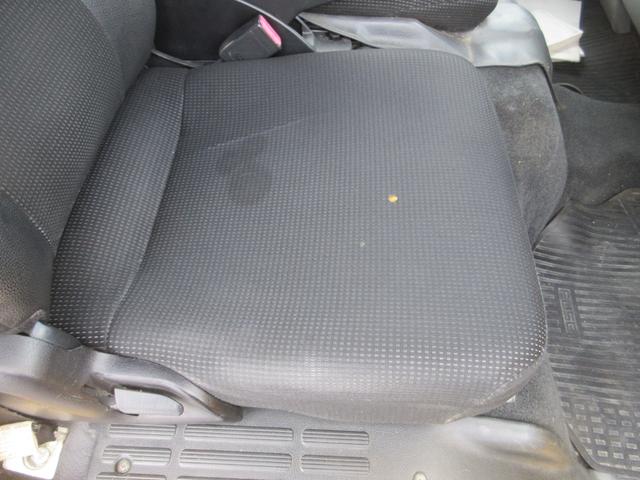 キャンター  Wキャブ  すいちょくゲート  積載2トン  乗車定員6人  全低床  平ボデー(6枚目)