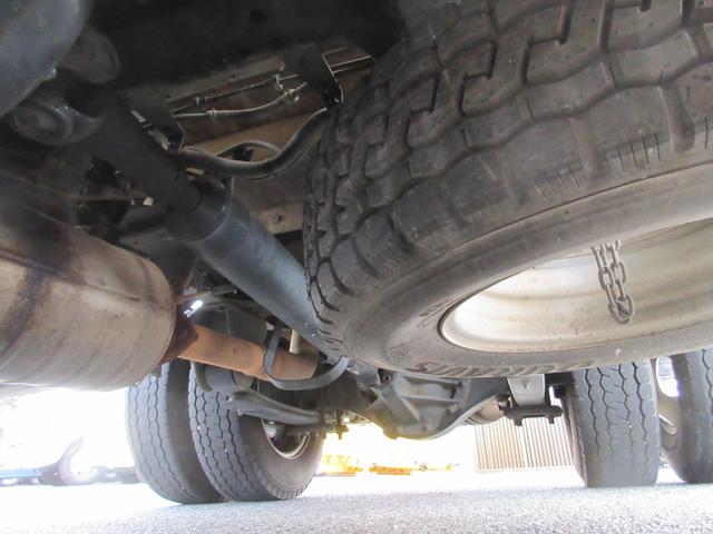 キャンター  Wキャブ  すいちょくゲート  積載2トン  乗車定員6人  全低床  平ボデー(45枚目)