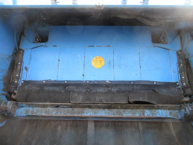 コンドル 　塵芥車　回転板式　容積８．１ｍ３　汚水タンク　連続スイッチ（31枚目）