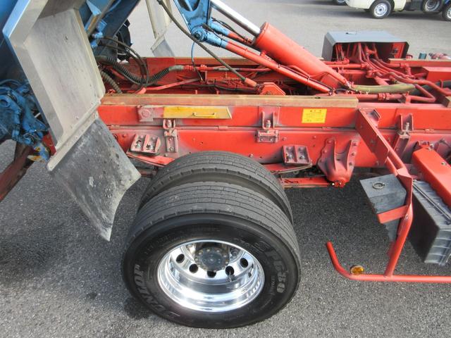 コンドル 　塵芥車　回転板式　容積８．１ｍ３　汚水タンク　連続スイッチ（46枚目）