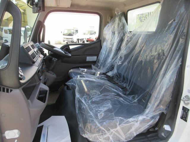 キャンター 　土砂ダンプ　強化３方開　全低床　積載２トン（32枚目）