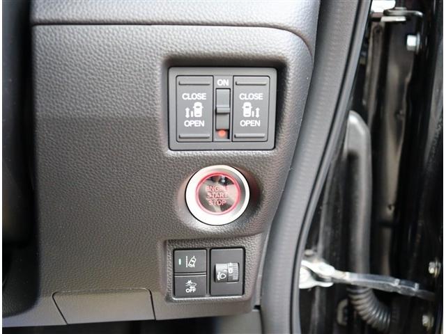 HONDA N-BOX CUSTOM L TURBO