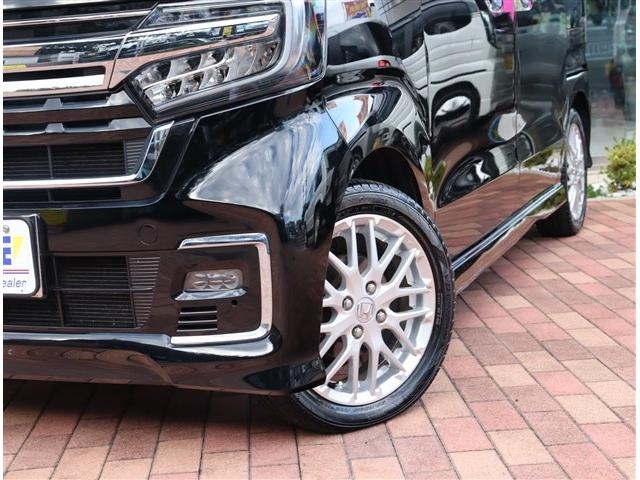 HONDA N-BOX CUSTOM L TURBO