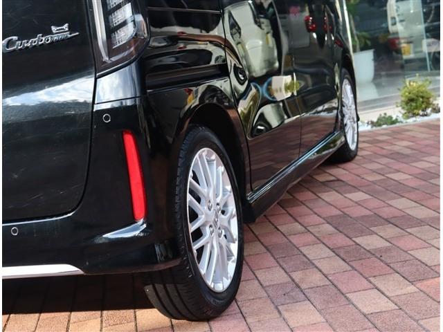 HONDA N-BOX CUSTOM L TURBO