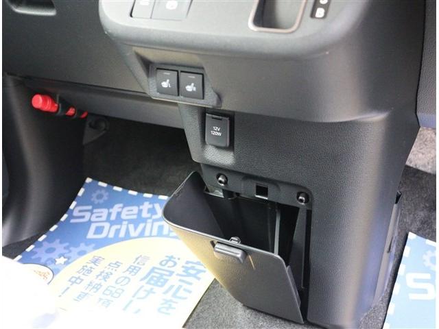 ムーヴキャンバス ストライプスG t届出済み未使用車 バックカメラ付 衝突軽減ブレーキ LEDライト 両側電動スライドドア スマートキー I-STOP 電動パーキングブレーキ コーナーセンサー オートエアコン シートヒーター(16枚目)