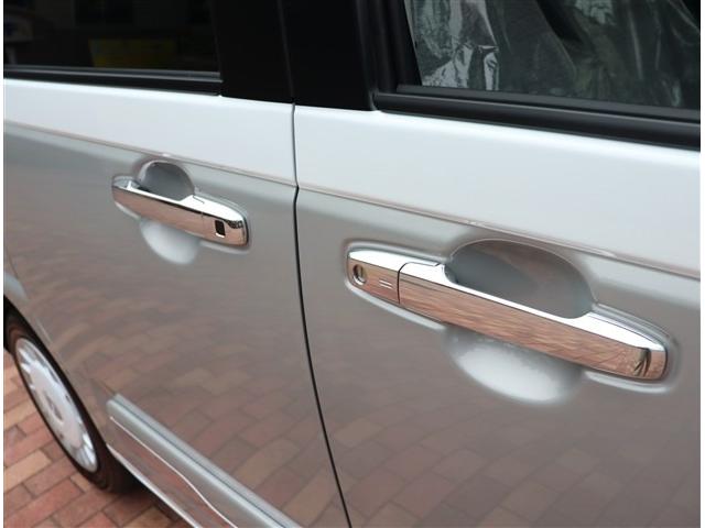 ムーヴキャンバス ストライプスG t届出済み未使用車 バックカメラ付 衝突軽減ブレーキ LEDライト 両側電動スライドドア スマートキー I-STOP 電動パーキングブレーキ コーナーセンサー オートエアコン シートヒーター(27枚目)