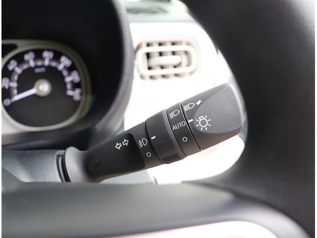 ムーヴキャンバス ストライプスG t届出済み未使用車 バックカメラ付 衝突軽減ブレーキ LEDライト 両側電動スライドドア スマートキー I-STOP 電動パーキングブレーキ コーナーセンサー オートエアコン シートヒーター(33枚目)