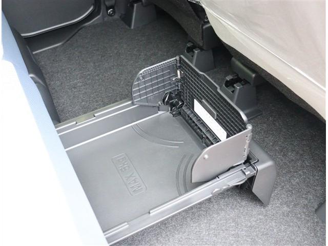 ムーヴキャンバス ストライプスG t届出済み未使用車 バックカメラ付 衝突軽減ブレーキ LEDライト 両側電動スライドドア スマートキー I-STOP 電動パーキングブレーキ コーナーセンサー オートエアコン シートヒーター(39枚目)